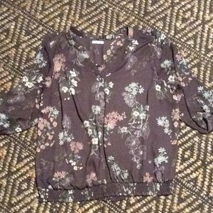Maurice’s blouse size 2 fits like a 1x